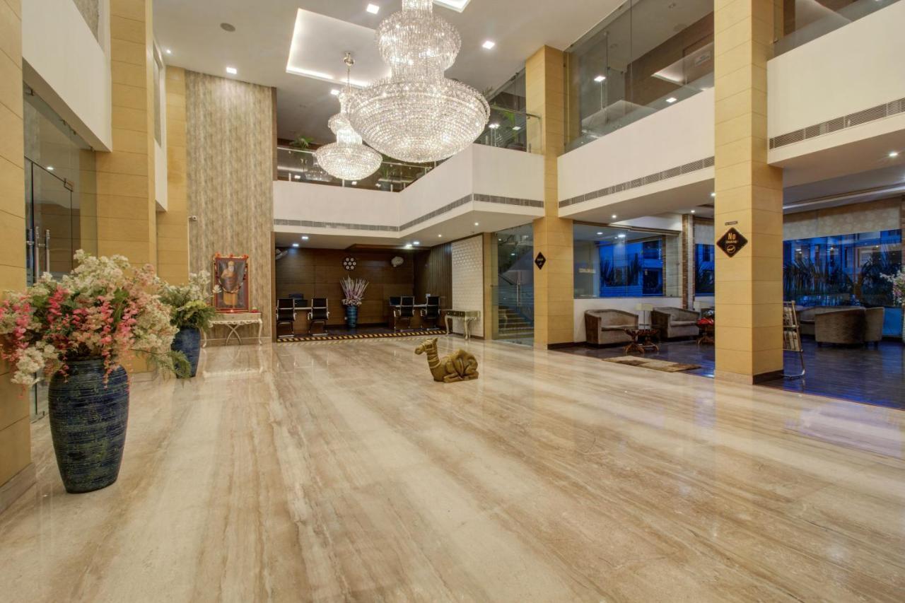 Oyo 3575 The Wave International Hotel Jamshedpur Exterior foto