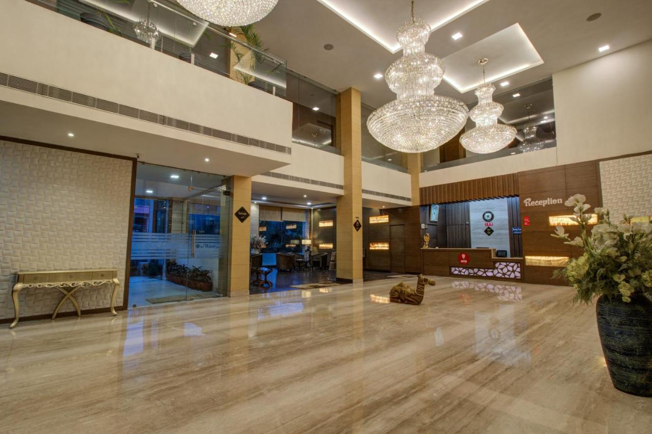 Oyo 3575 The Wave International Hotel Jamshedpur Exterior foto