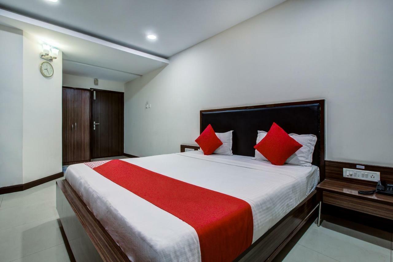 Oyo 3575 The Wave International Hotel Jamshedpur Exterior foto